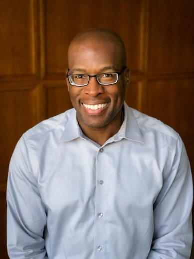 A professional headshot of Dr. Robert L. Newton, Jr.